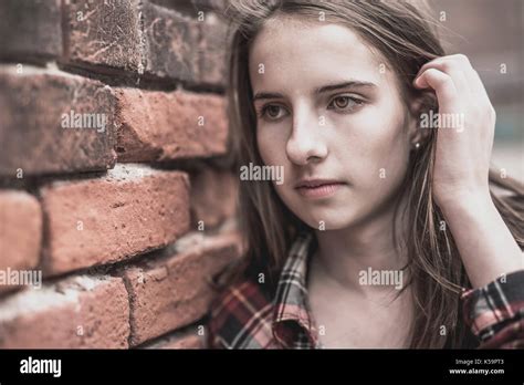 Sad Girl Sidewalk Hi Res Stock Photography And Images Alamy
