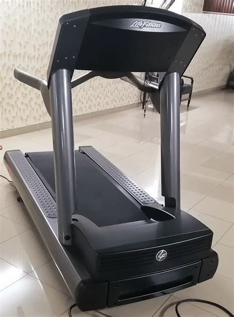 Life Fitness 95ti Treadmill Usa Imported Zaman Traders