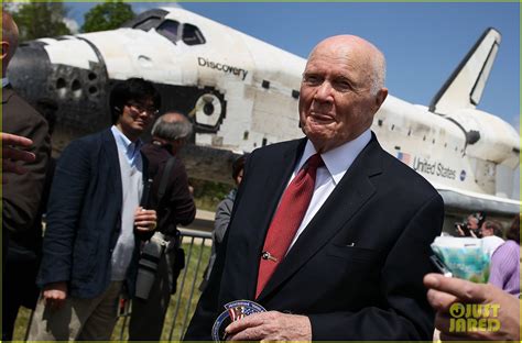 John Glenn Rip Nasa Astronaut And Former Senator Dies At 95 Photo