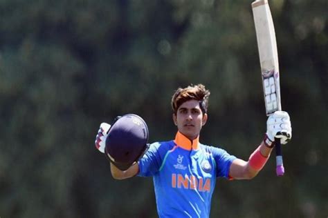 He is retained player of kkr team for vivo ipl 2019. Shubman Gill picks his favourite footballer and non-Indian ...