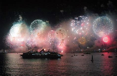 Oito Navios Estar O Em Copacabana Para Reveillon Worldcruises Com O