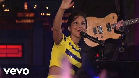 Alicia Keys Empire State Of Mind Part Ii Broken Down Live On
