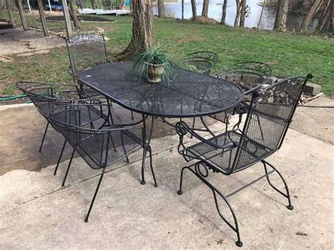 Vintage Style Wrought Iron Patio Furniture 8 Chairs And One Large