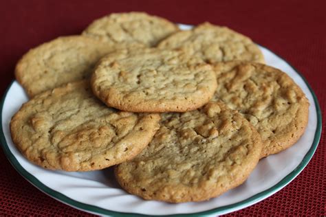 You can absolutely use brown or muscovado sugar in place of the white sugar called for here (and i have in the past), but the cookies tend to lose their snap more quickly. Dietetic Oatmeal Cookies - One Bowl Breakfast Power Cookies Breakfast Meal Prep Recipe : Recipe ...