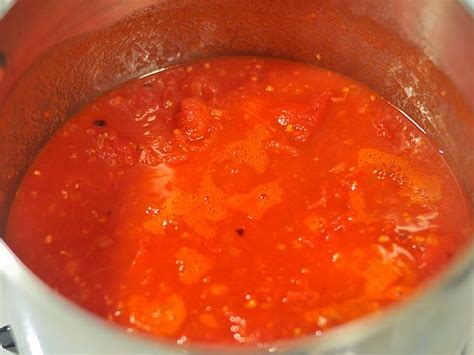 But, do you know the effects of tomato sauce on our health. Vodka Cream Sauce | Recipe | Cream sauce recipes, Food ...