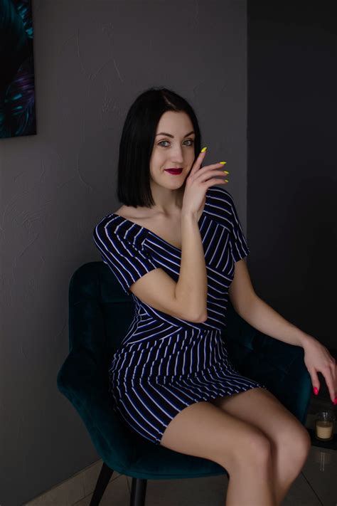 beautiful bohdana 20 y o from kremenchug with black hair id 717235 ukrainian brides