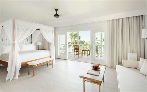 Como Parrot Cay — G A C H O T Parrot Room Caribbean Luxury Luxury