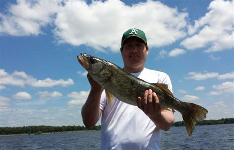 Fishing Trips On Lake Puckaway Lake Wisconsin Petenwell Castle Rock