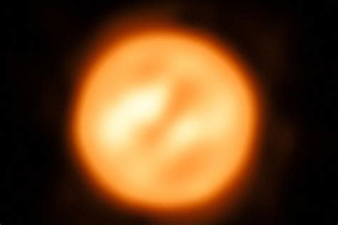 Astronomers Capture Best Image Of Star Surface Atmosphere
