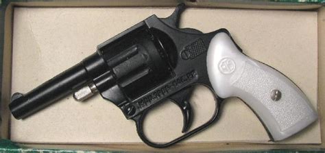 Rts Vintage 8 Shot 22 Cal Starter Revolver From Italy For Sale At