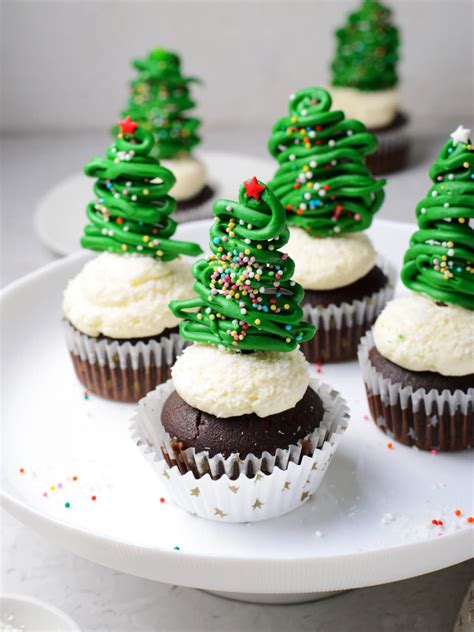I have been trying buttercream recipes for 4 months now, and it's been horrible. Christmas Tree Cupcakes with Vanilla Buttercream Frosting ...