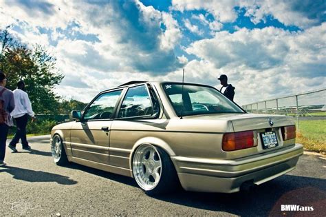 Gold E30 Stanced Out Bmw E30 Bmw Bmw Classic