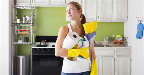 Download here incubo for free: Woman slammed for calling 999 to ask for help tidying her ...