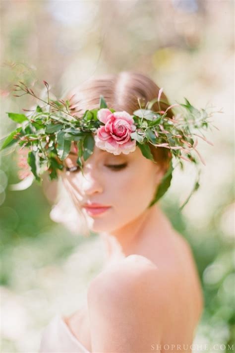 If you're still lost in a heap of thematic magazines, in search of a perfect hair idea for your biggest day. Wedding Hairstyles Spring 2014 - 16 Wonderful Ways to Wear ...