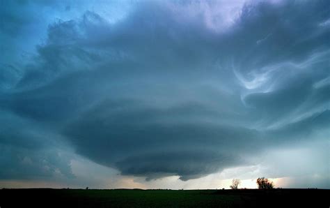 Supercell Thunderstorm Photograph By Jim Reed Photographyscience Photo