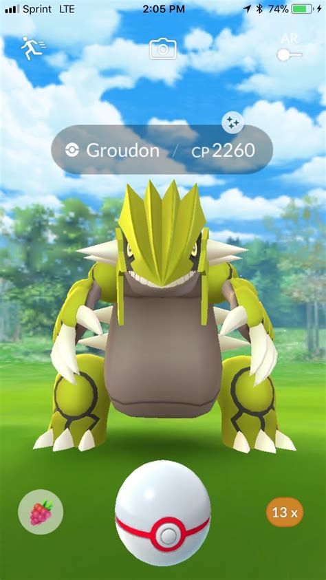 Shiny groudon live : TheSilphRoad