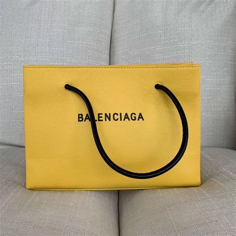 Cheap 2020 Cheap Balenciaga East West Medium Shopping Bag 22225389