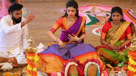 बीजेपी मंत्री की बेटी की शाही शादी लाखों को न्योता और करोड़ों का ख़र्चा Bbc News हिंदी