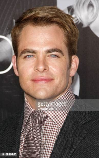 This Means War Los Angeles Premiere Red Carpet Photos And Premium High