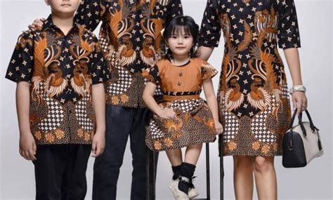 Model baju kebaya couple kondangan terbaru merupakan contoh yg paling poly pada cari oleh para anak. Outfit Kondangan Baju Couple Kondangan Kekinian / 35 ...