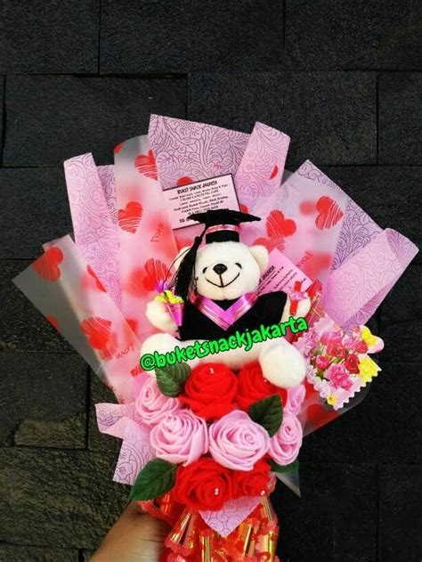 Jual buket bunga valentine boneka romantis murah lucu geraikamila via tokopedia.com. Wow 30+ Gambar Bunga Dan Boneka Lucu - Gambar Bunga HD
