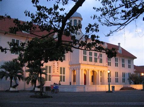 Tempat wisata yang ada di jakarta tak kalah bagusnya dengan yang lain adalah taman impian jaya ancol. Tempat Wisata Gratis Di Jakarta Barat - Tempat Wisata ...