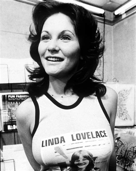 In the late 1960s, she began a relationship with chuck traynor. The true story of Linda Lovelace, husband Chuck Traynor ...