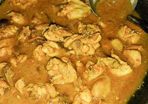 Tidak hanya ikan, lempah kuning juga populer menggunakan bahan daging sapi, maupun ayam. Lempah Kuning Ayam Khas Bangka : Resep Ayam Lempah Kuning Khas Bangka Ala Babel Kitchen Youtube ...
