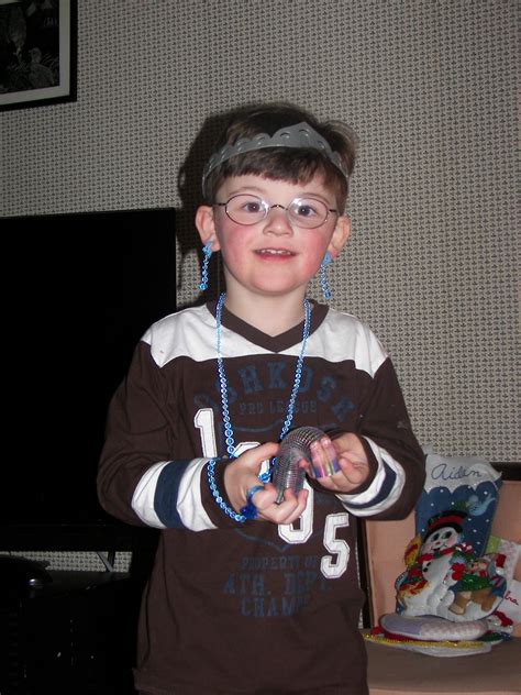 Also, girls have a lot of options on fashion wears and styles. Girls Who Dress Like Boys & Show Your Elegance In 2017 ...