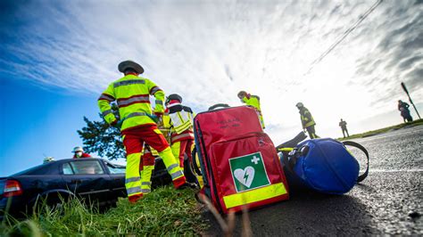 Rettungsdienst Einsatzzahl Explodiert Gutachten Ist „schon In Die Tonne Zu Treten“