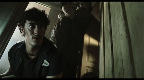 A texasi láncfűrészes (the texas chainsaw massacre). A texasi láncfűrészes mészárlás 2. rész (2003 ...