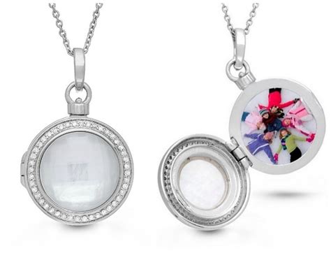 Maybe you would like to learn more about one of these? 27 Most Stunning Mother's Day Gift Ideas | Pouted.com