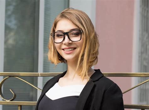 Update Cute Hairstyles With Glasses Super Hot In Eteachers
