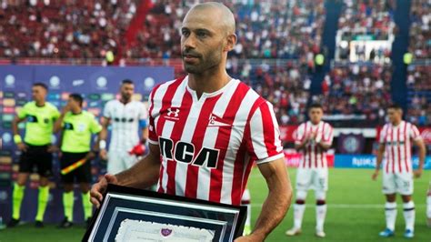 Check out his latest detailed stats including goals, assists, strengths & weaknesses and match ratings. Javier Mascherano lanza su academia dedicada al fútbol ...