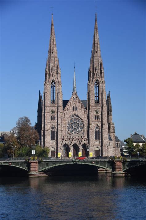 Strasbourg 14102017 Blick Auf Die Église Saint Paul Staedte Fotosde