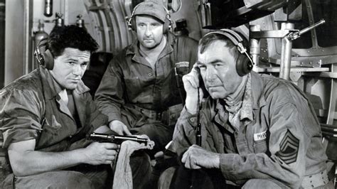 Au même moment, la présidente rowntree s'envole à bord de l'air force one avec une jeune journaliste, romero. Air Force (1943) Film Complet en Streaming VF - Time2Watch