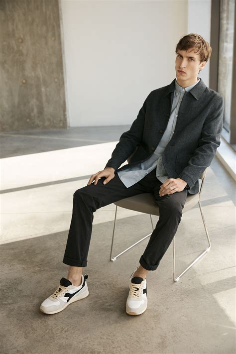 From classic wardrobe basics to on trend statement pieces, refresh your