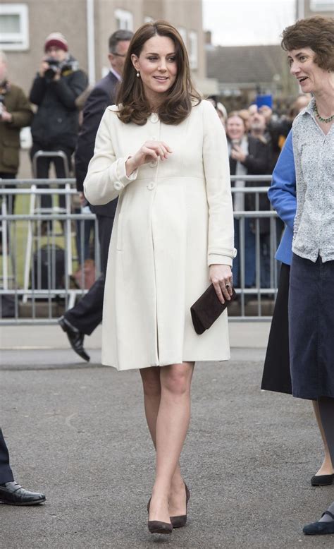 42 Best Kate Middleton Pregnant Style Looks Princess Kate Maternity