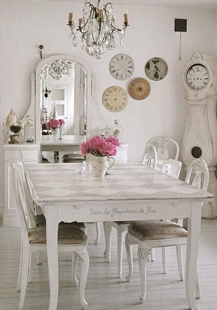 15 Modern Ideas for Shabby Chic Decorating