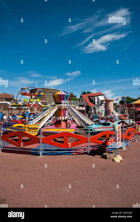 Fairgrounds Uk Hi Res Stock Photography And Images Alamy