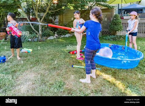 Pool Water Water Fight Hi Res Stock Photography And Images Alamy