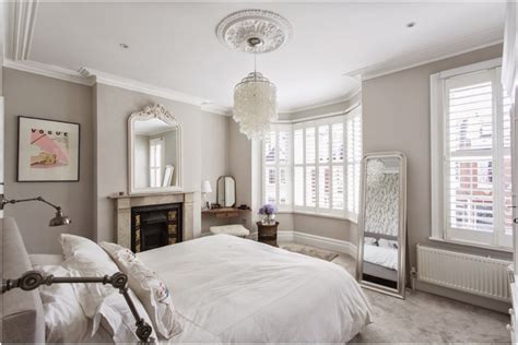 Arranging a small bedroom has an impact on the look and feel of the room, regardless of what furniture you have to begin with. Master Bedroom, Victorian Terrace in London - Laura Butler ...