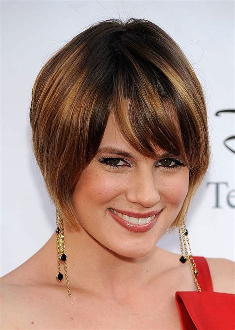 2018 Short Hair With Bangs For Womens