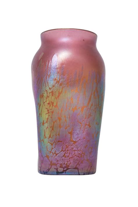 Loetz Gorgeous Pink Medici Vase Highly Iridescent At 1stdibs