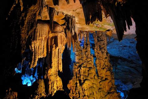 Пещера Камышовой Флейты нерукотворный подземный музей Китай Terra Z