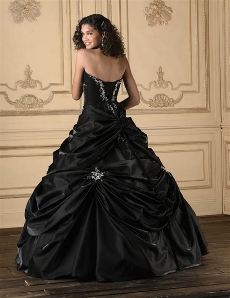 Beautiful Black Wedding Gowns Have Your Dream Wedding