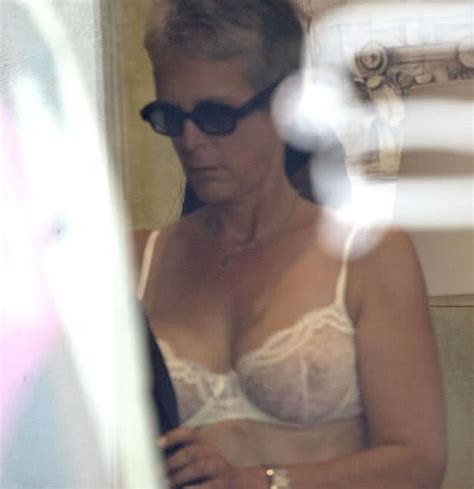Sexy Granny Jamie Lee Curtis Showing Her Breasts In A See Through Bra