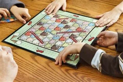 5 Boredom-Busting Indoor Games for Kids - FamilyEducation Here are 20 indoor games that will keep kids (and you) happy and active—no tv when you're ready to play, put an item inside the box and have your children guess what it is.