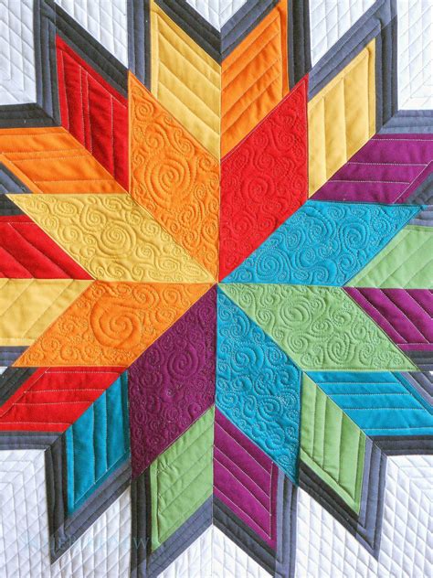 The diamonds that make up the quilt top are small and accuracy in cutting, piecing and placing the colors just right, is essential to the this pattern coming out the way it should. Blue Bird Sews: Modern Mini: Lone Star Dahlia