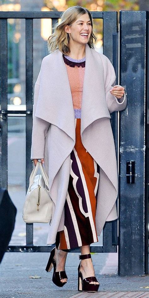 Look Of The Day Celebrity Street Style Rosamund Pike Street Style